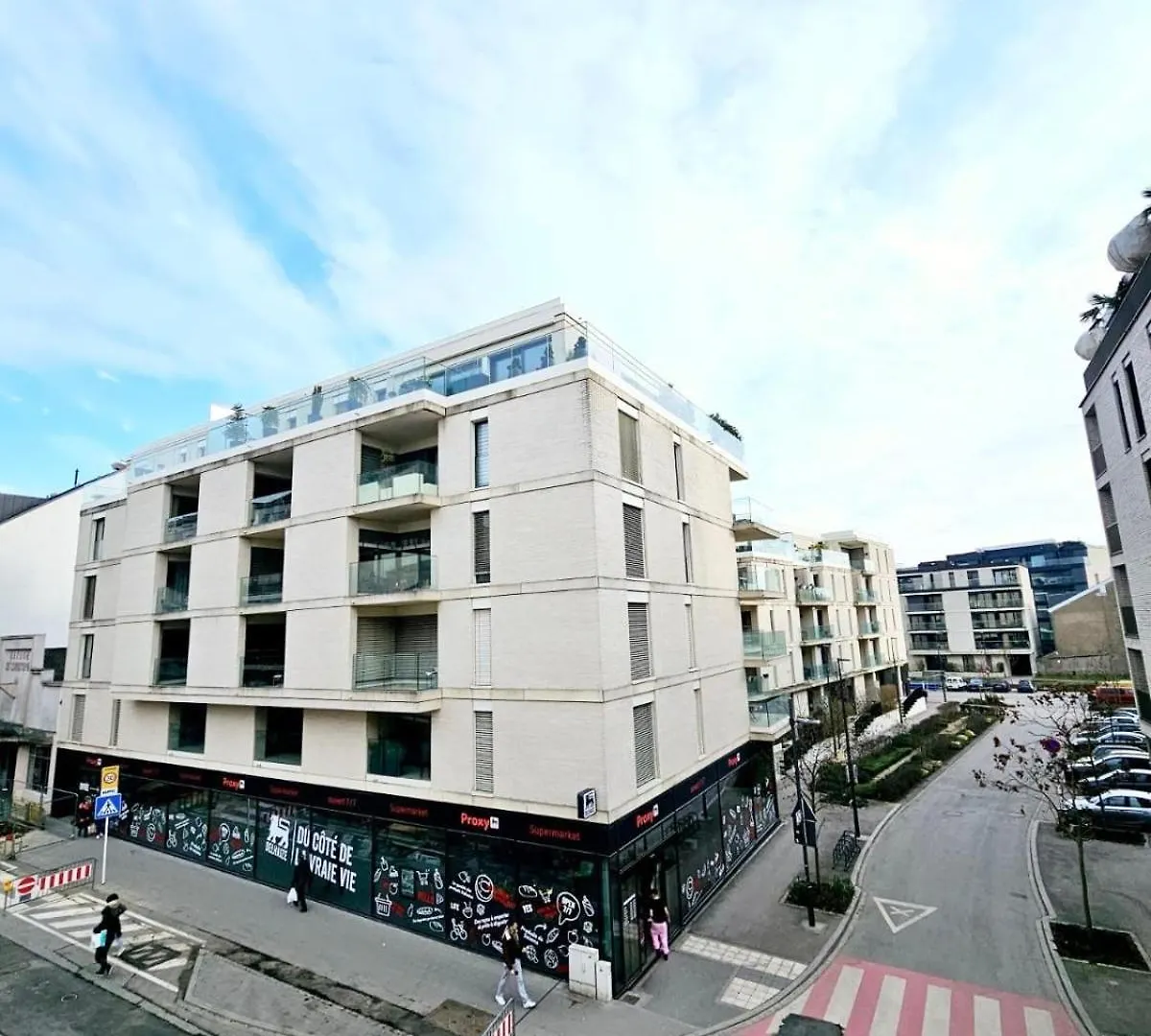 Ideal 1 Bedroom Apartment Close To The Train Station Luxembourg
